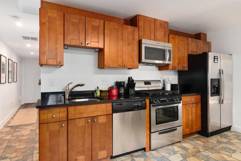 Upscale 2Br Apartment With Patio Washington Exteriér fotografie
